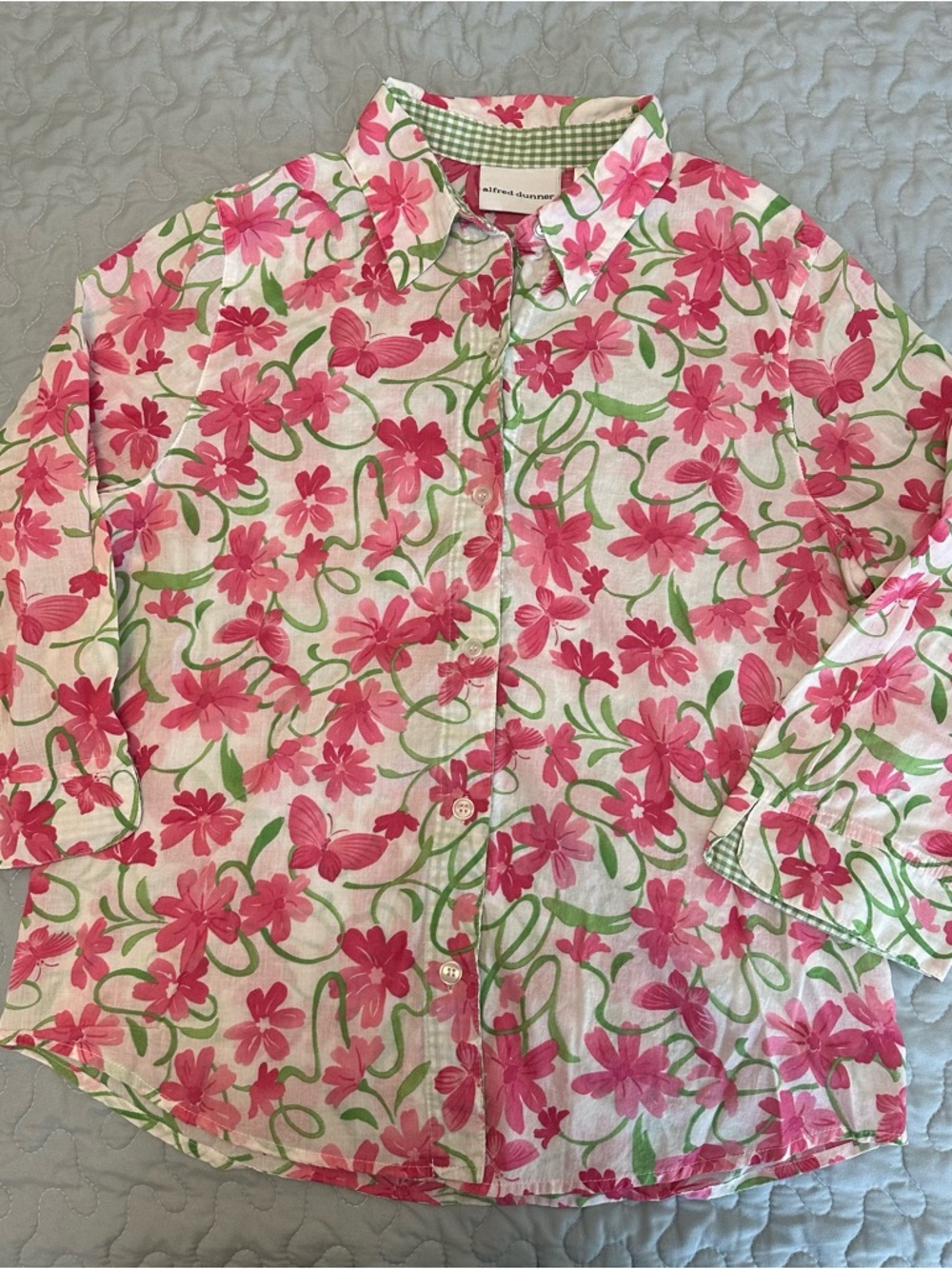 Vintage Pink & Green Floral Butterfly Pattern Women’s Button-Down